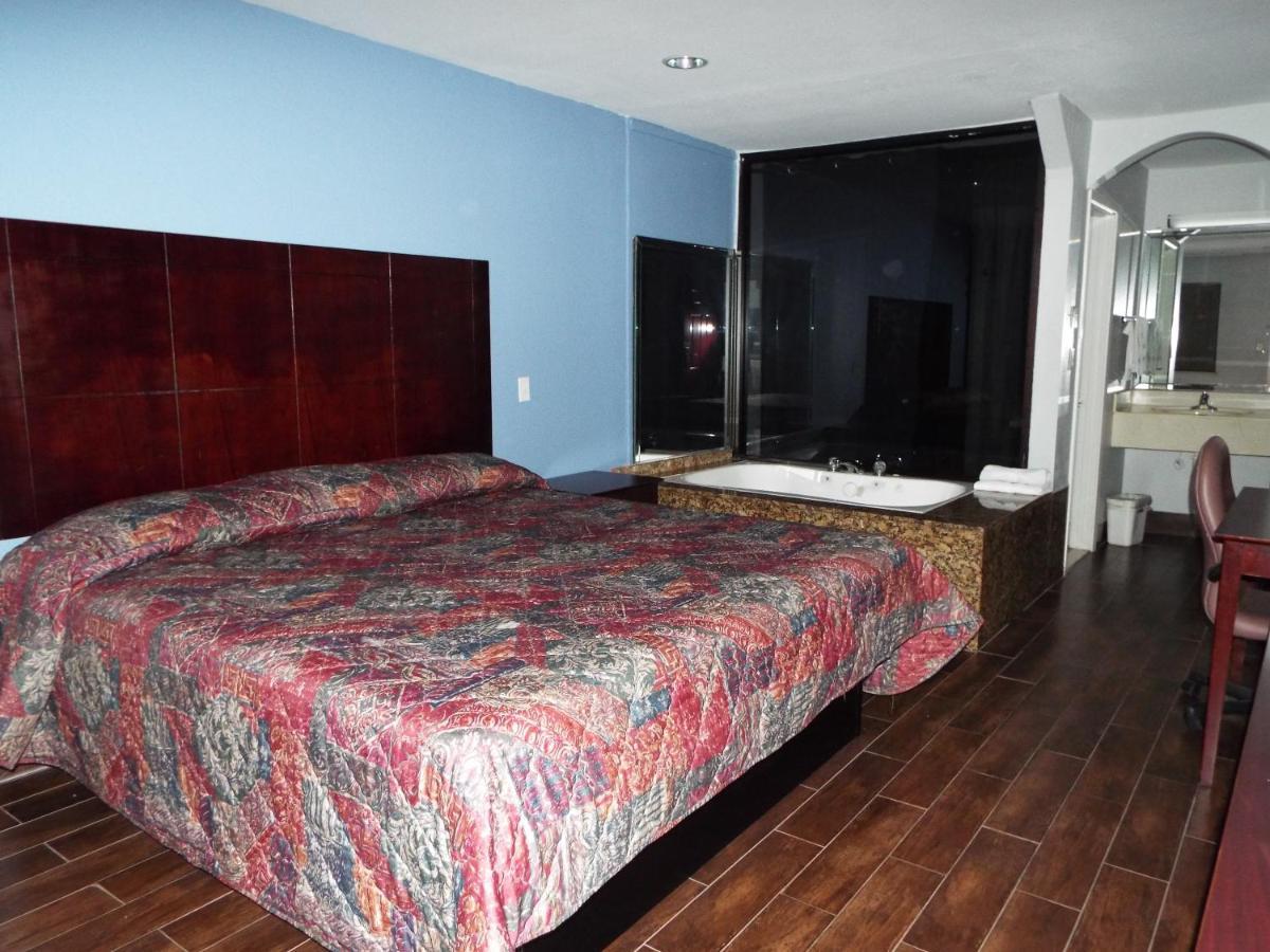 Luxury Inn Channelview Dış mekan fotoğraf